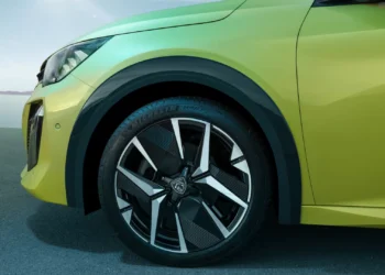 Quanto custa o carro mais vendido no mês passado em Portugal?