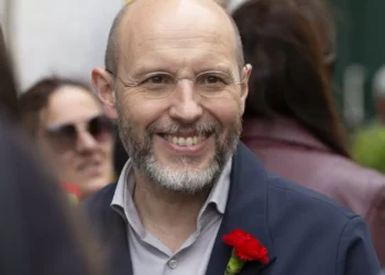 Livre considera essencial que Europa tenha rede energética menos dependente