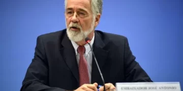 Paraguai convoca embaixador do Brasil no país para dar explicações sobre suposto caso de espionagem da Abin