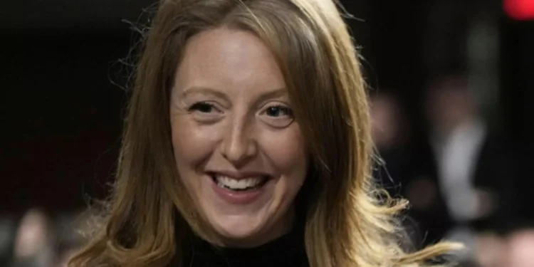 “Médico da nação”. Trump nomeia empresária e influencer Casey Means