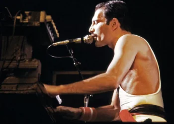 “Adorava-me”. Biografia revela que Freddie Mercury tem filha secreta