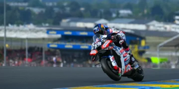 Queda trava o ‘voo’ de Miguel Oliveira no regresso ao MotoGP