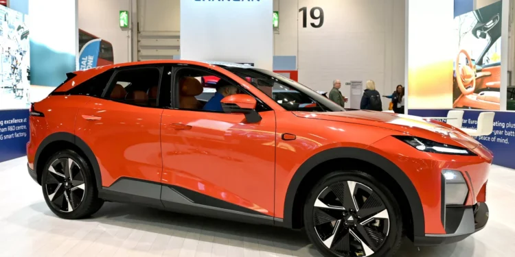 Conheça o mais recente carro chinês a ‘aterrar’ em Portugal