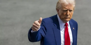 Trump felicita Papa Leão XIV: “Grande honra para os EUA”