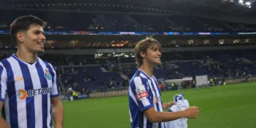 FC Porto regressou aos triunfos e fez as pazes com os adeptos no Dragão