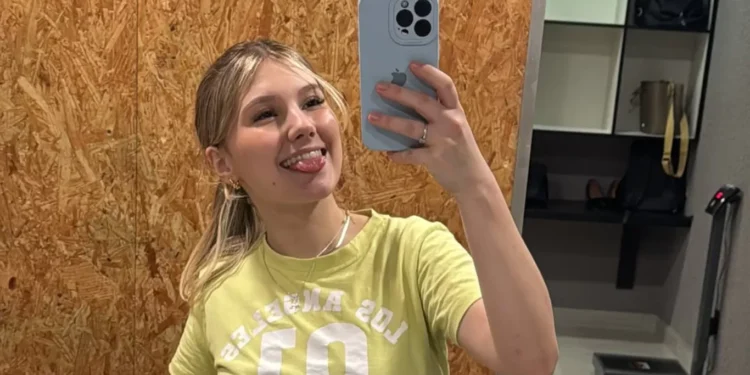 Isabel Veloso desabafa sobre motivo de afastamento da web: “Muitas dores”