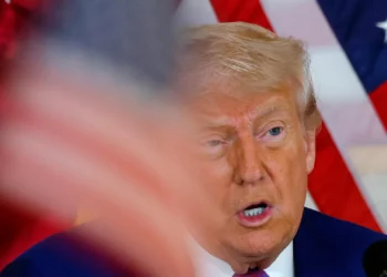 Governo Trump pede ao Supremo que anule veto de juíza sobre despedimentos