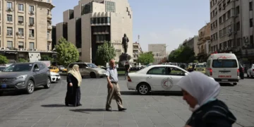 EUA avisam que Síria pode estar a poucas semanas de uma guerra civil