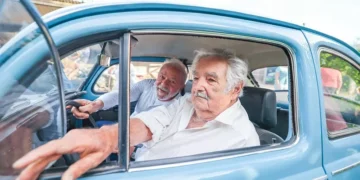 Fusca azul era xodó de Mujica, foi fabricado no Brasil e deu carona a Lula