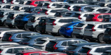 Mercado automóvel sobe na Europa pela primeira vez em 2025