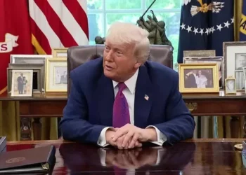 Trump pressiona sistema educacional dos EUA com ataques contra Harvard