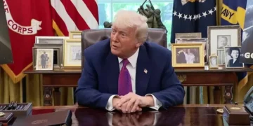 Trump pressiona sistema educacional dos EUA com ataques contra Harvard