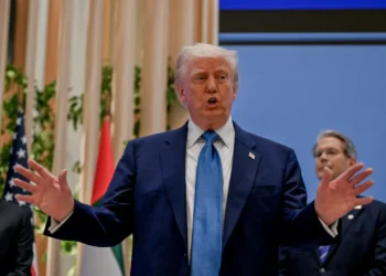 Juiz acusa Trump de “criar o caos” com expulsões de imigrantes