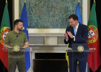 Zelensky agradece apoio português após telefonema com Montenegro