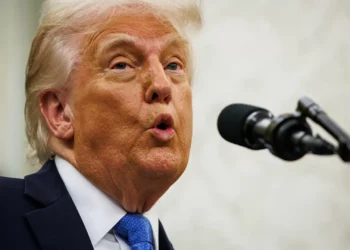 Deportações nos EUA. Juiz diz que Trump violou ordem judicial