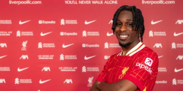 EM DIRETO: Siga os rumores e os negócios do mercado de transferências