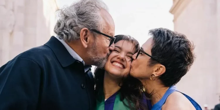 Johnny Massaro desabafa sobre medo ao se assumir: “Não podia falar sobre”