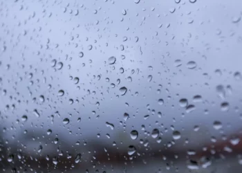 Chuva deixa a ‘amarelo’ onze distritos do Norte e Centro de Portugal