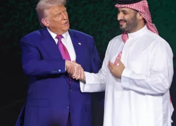 Trump assina acordo de 142 mil milhões de dólares em armamento com a Arábia Saudita