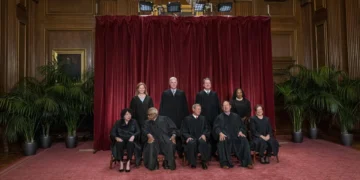 Supremo Tribunal dos EUA rejeita recurso de executivo de Trump para deportações usando lei de 1798