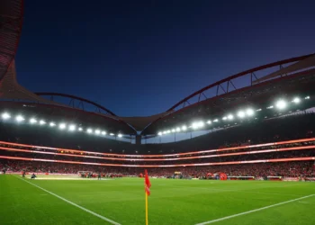 Benfica-Sporting: Agora ou depois? Dérbi na Luz pode decidir o campeão