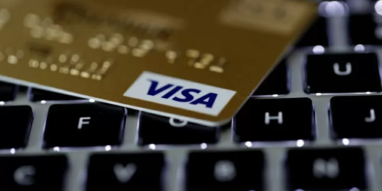 Visa anuncia estratégias para comércio com IA e stablecoins em cartões