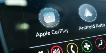 Tem um iPhone? Novo CarPlay está disponível a partir de hoje… para poucos