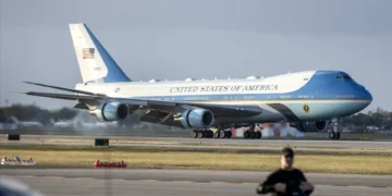 Boeing do Catar voa para a Casa Branca. EUA aceitam presente de 400 milhões