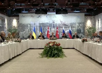 Ataque russo a ônibus na Ucrânia mata 9 pessoas, dizem militares ucranianos