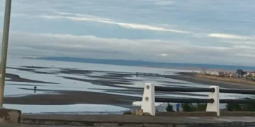 Terremoto de magnitude 7,5 no Chile e Argentina gera alerta de tsunami e evacuação em áreas costeiras