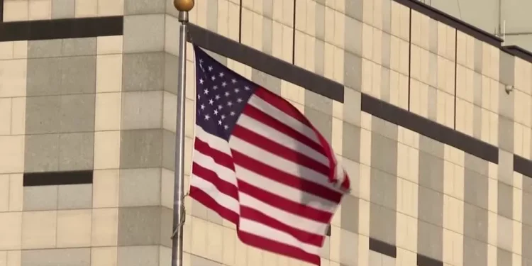 EUA planeja retirar americanos que desejam deixar Israel, diz embaixador