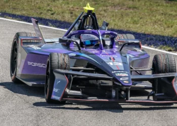 António Félix da Costa fica à beira do pódio no E-Prix de Jacarta