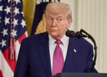 Trump admite mudar leis de imigração para trabalhadores do setor agrícola e hoteleiro