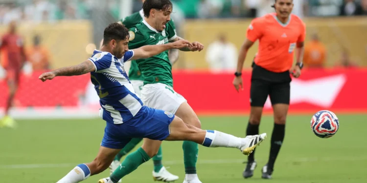 EM DIRETO: FC Porto arranca em falso no Mundial de Clubes. Botafogo sorri