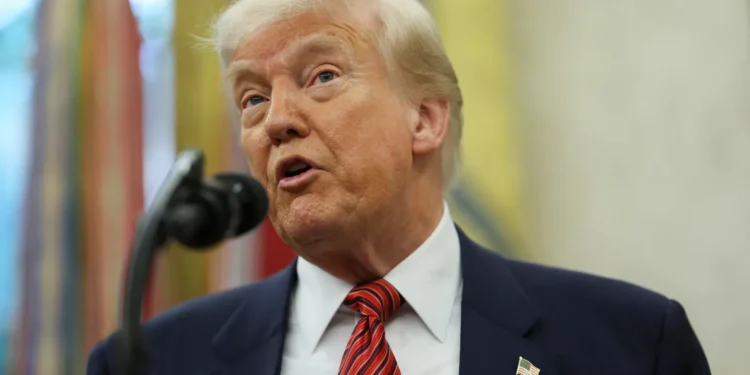 Sondagem: Imagem internacional dos EUA deteriorou-se com Trump