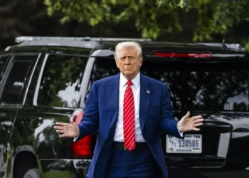 Trump conversa com Putin por telefone e diz que Rússia irá responder aos ataques da Ucrânia