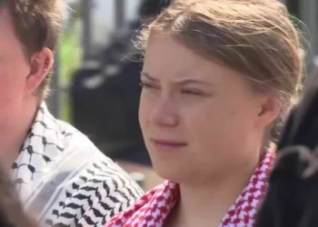Israel intercepta navio humanitário e detém Greta Thunberg e ativistas