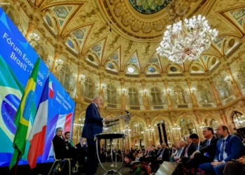 Lula afirma que caso Trump não confirme presença na COP30, ligará pessoalmente para convencê-lo 