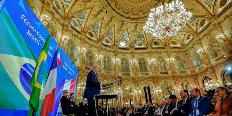 Lula afirma que caso Trump não confirme presença na COP30, ligará pessoalmente para convencê-lo 