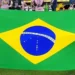 Gafe em bandeira do Brasil na estreia de Ancelotti viraliza; veja fotos