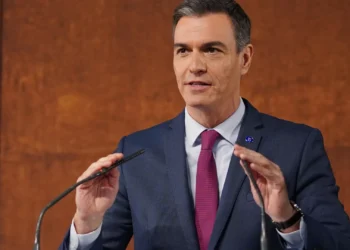 Militares israelitas matam 65 palestinianos. Sanchez denuncia “genocídio”