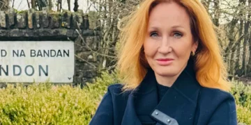 Autora de “Harry Potter” volta a atacar pessoas trans: “Não é real”