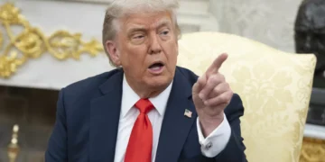 Trump anuncia taxas de 55% para a China no âmbito de novo acordo