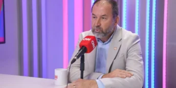 Augusto Melo compara receitas e vê Corinthians em nível do Flamengo