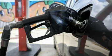 Veículos a gasóleo dominam frota do Estado. Só 1,13% são elétricos