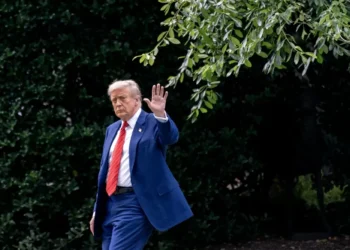 Trump desdenha de esforço europeu para frear guerra e descarta pressionar Israel por cessar-fogo