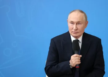 Paz à maneira do Kremlin: Putin exige 20% da Ucrânia, eleições e validação da ONU