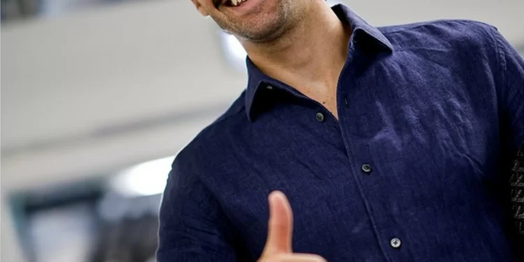 EM DIRETO: Siga os rumores e os negócios do mercado de transferências