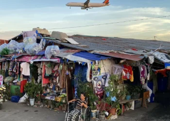 Riqueza dos 1% permitiria erradicar pobreza nos próximos 22 anos