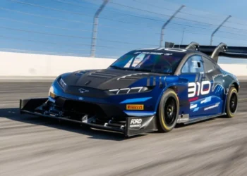 O Ford Mustang elétrico com mais de 1.400 cv que vai a Pikes Peak